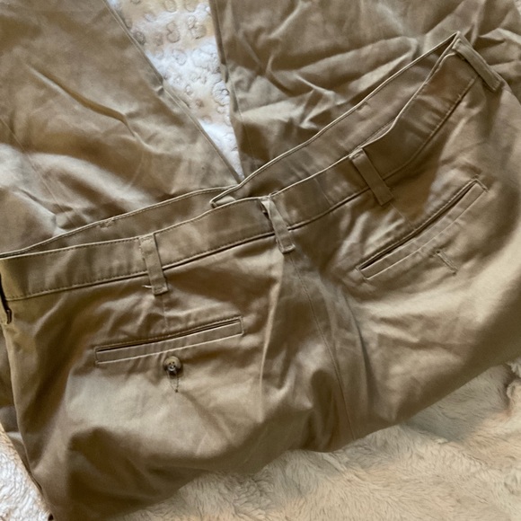 LEE STRAIGHT FIT 40*32 khaki dress pants - Picture 4 of 10